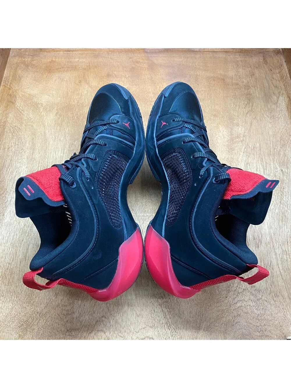 Nike Air Jordan XXXVII 37 Low Bred Shoes Mens 11.5 Black Red Sneakers DQ4122-007